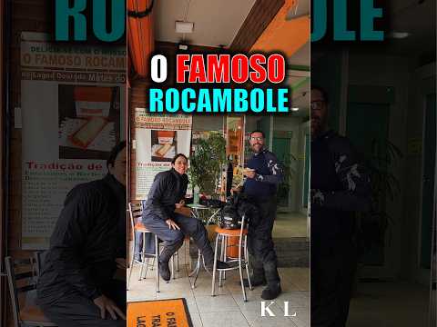 Finalmente paramos para provar o famoso rocambole! 😋☕