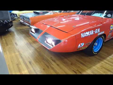 Dodge Daytona Super bird popup headlights in action