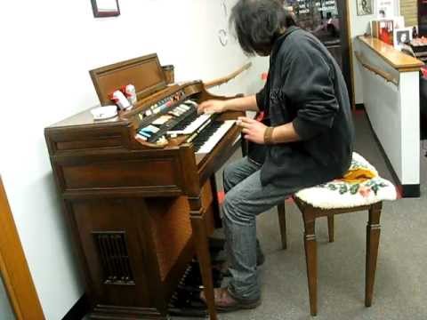 Popcorn - Instrumental Song on Hammond Organ