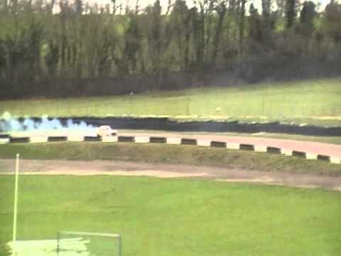 MK2 Escort drifting @ Lydden Hill Drift day Jan 2012