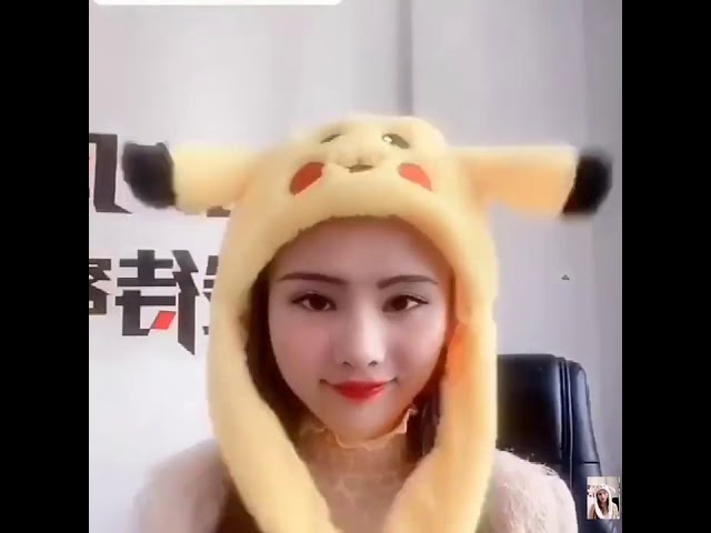 Vídeo relacionado con CHUNLINLAODA Sombrero de pato amarillo con orejas móviles, sombrero de animal, orejas para saltar, para niños, de felpa, divertido, con emociones móviles, cálido invierno para niños, adultos, festival