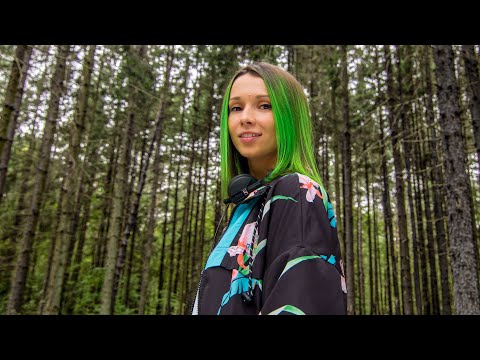 Miss Monique - New Special Progressive House DJ Mix for Freegrant Music [ADE2020 Compilation]