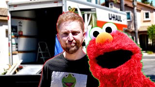 Elmo Moves Back in With Areusupercereal!