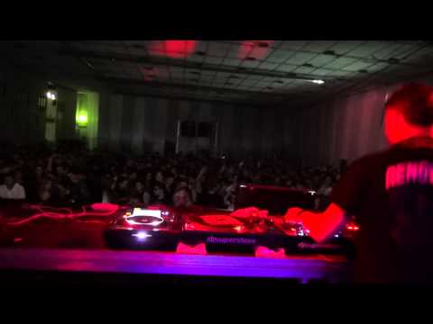 Martin Buttrich live @ Wise Guys In The Hangar @ ROMAERO Hangar H2 - 19.09.2014 (2)