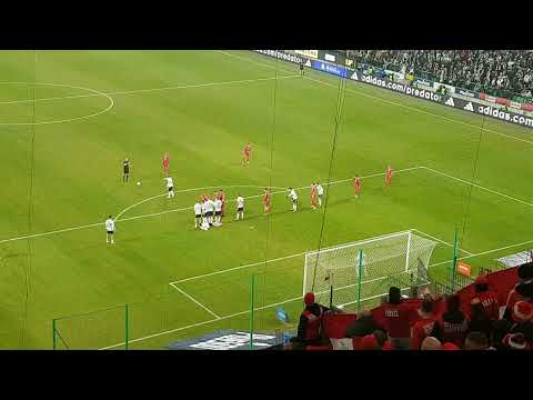 Legia - Widzew gol na 2:2 widziany z sektora gości. Bartłomiej Pawłowski