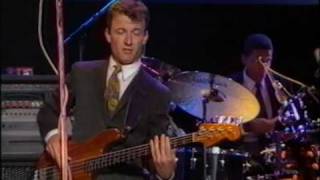 Lyle Lovett and his Large Band - She&#39;s hot to go