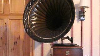 The Ideal Of My Dreams, sung by Edward Ross.