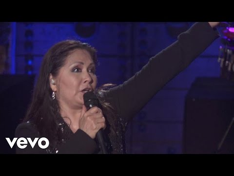 Ana Gabriel - Simplemente Amigos (En Vivo) Video