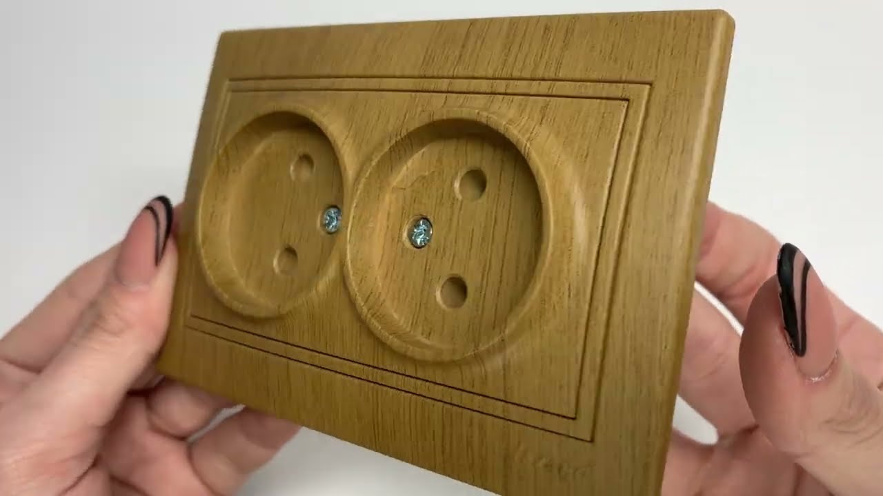 Розетка MIRA двухместная б/з дуб классический ПБТ 701-5151-128В