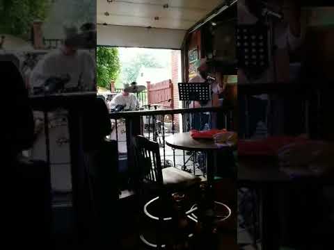 Molten Melted Face Cake (Live)