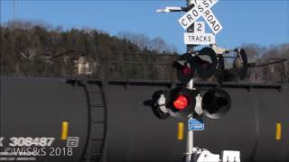 preview picture of video 'Wall St Railroad Crossing | Cassville, WI'