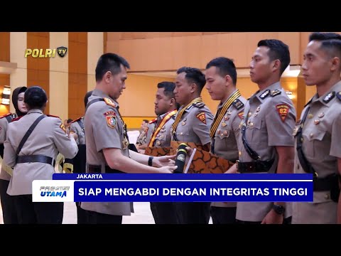 LULUSAN BERPRESTASI TERIMA PENGHARGAAN DALAM UPACARA YUDISIUM 2025