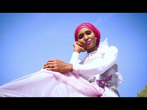 HAUWA FULLOU - Kadiri Yaya Lamido Fulbe Duniya SONG [Hauwa Fullou Yar Fulanin Gombe]