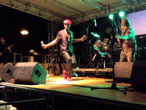 Michael Prophet & The Roots Defender - Creation Rock (Live)