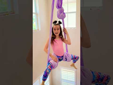 Don’t BREAK it’s NECK!😨