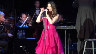 Idina Menzel - Life Of The Party @ The Greek Theater