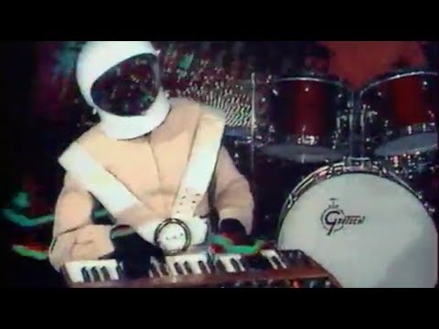 SPACE - Magic Fly (1977 Music Video)