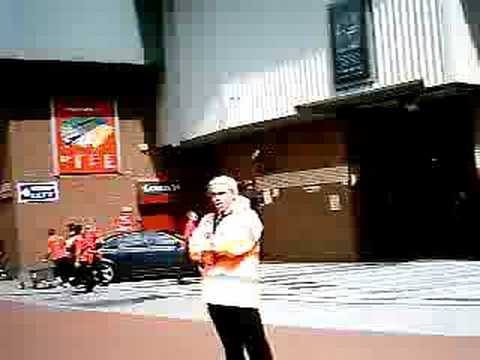 Carlos Tevez arrives at Old Trafford!