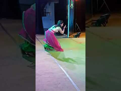 download lagu mp3 mp4 Hum Hai Superstar, download lagu Hum Hai Superstar gratis, unduh video klip Hum Hai Superstar