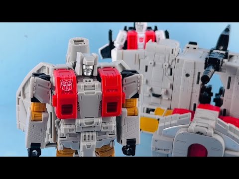 Transformers Age of the Primes Commander Class SILVERBOLT Video Review