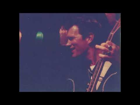 Chris Isaak and Silvertone performing bits of Bobby Bare's "Detroit City" (audio from 1993 and 1994)