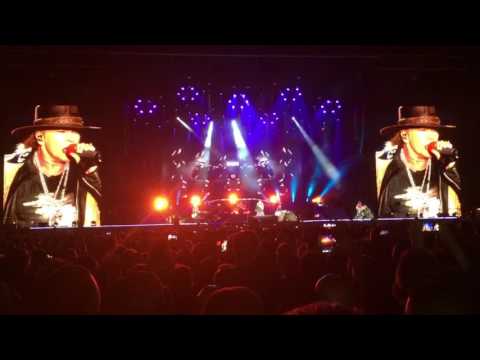 Guns N' Roses - Civil War (Live in Lisbon 2017)