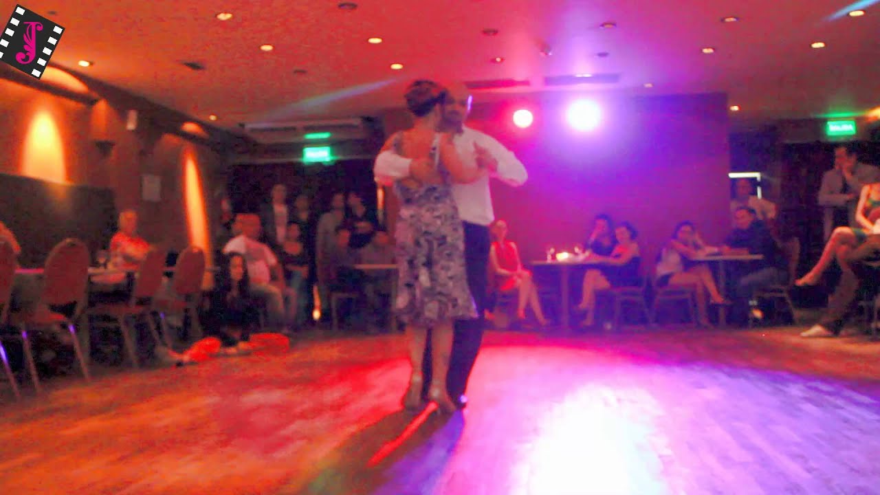 Gabriel Di Prinzio y Hebe Martinez "Milonga Brava" en el Yeite Tango Club