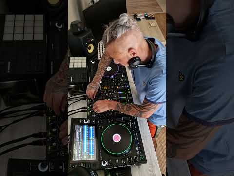 tech house mix beat port 100 mix of mau p,Kevin mckay,diplo,cloonee,wax mofit,biscits,