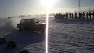 preview picture of video 'гонки на выживание в г.Новодвинск 11.02.2007 ч.2'