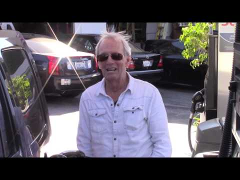 Crocodile Dundee Paul Hogan, talks Rugby, Aussie Actors and more!