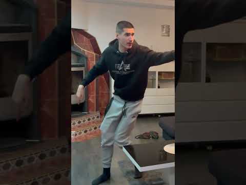 SLUČAJNO SAM JE UDARIO U ZUB😭