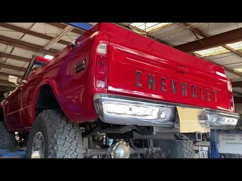 1972 Blazer: Walker super turbo mufflers