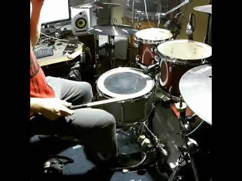 No triggers no cheating 210bpm drumming