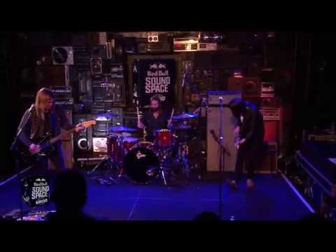 Band Of Skulls "Light Of The Morning"  (Live in the Red Bull Sound Space at KROQ)