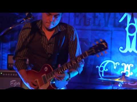 Aivn's Naked Trio - Hydra