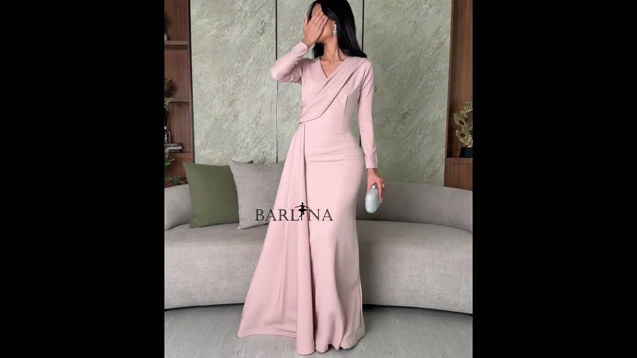 فستان وردي بتصميم ناعم مع شال جانبي - XXL