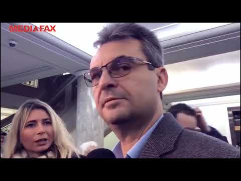 Mediafax 29 Noiembrie - 600 de oameni prezenți la procesul Revoluției