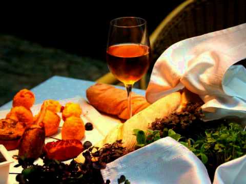 VIDEO - BIPHOTO PAUL GAZDA CHEF PESTI LÁMPÁS CAFÉ AND RESTAURANT.mov