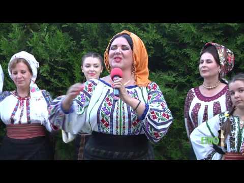 Daniela Condurache -  Langa cobza si cimpoi