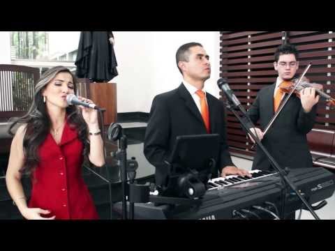 PAR DE ANILLOS -  CORO BODAS MEDELLÍN - ANGÉLICA VALENCIA