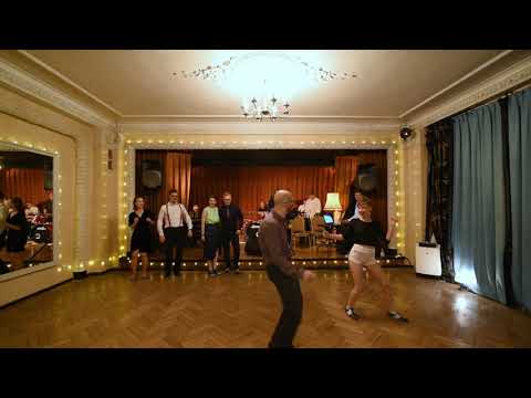 Bluesila 9 and 4/5 Blues JnJ