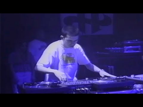 A-Trak vs DJ Excess — 2000 ITF World Finals