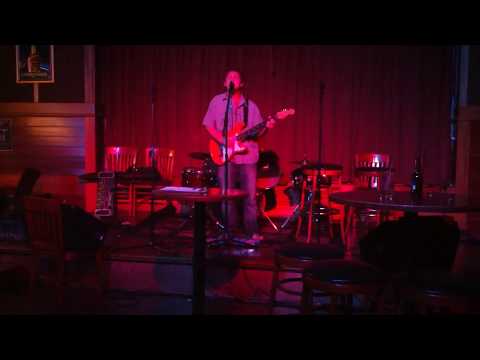 Sean Covering Radiohead "Cuttooth"