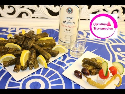 Gefüllte Weinblätter mit Reis Dolmadakia Griechische Mezedakia