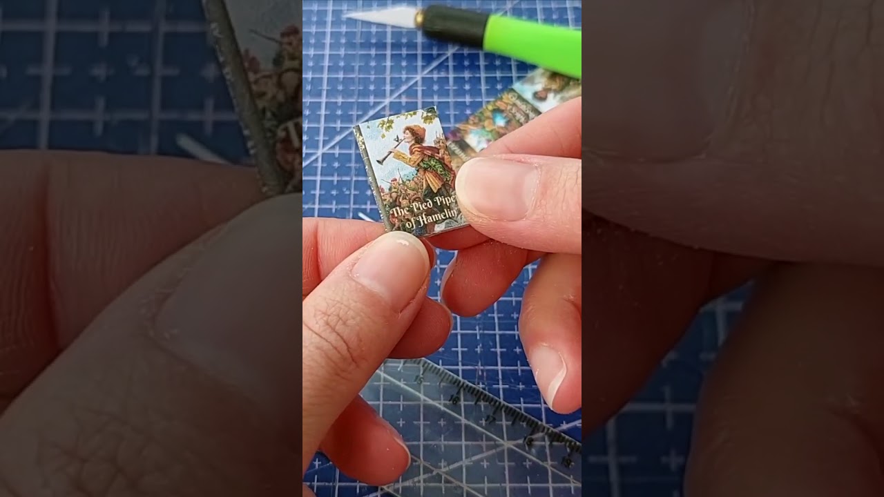 Making Mini Books - Super Easy