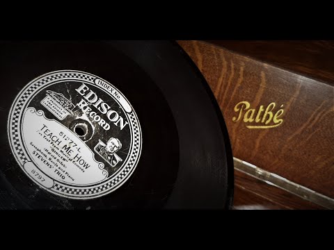 Edison Diamond Disc Play on a Pathe Phonograph Demo