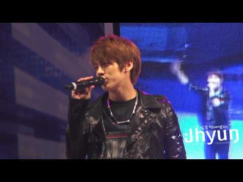 [fancam] 110503 SHINee Jonghyun cute moments @ Samsung Event