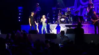 Chris Janson &amp; William Poe &quot;Buy Me A Boat&quot; @ FL Strawberry Festival