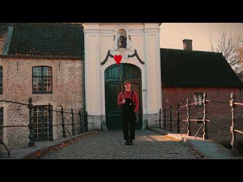 Isaac Roux - Autumn Love (Official Video)