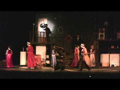 One Act version: The Secret in the Wings - Three Blind Queens scene